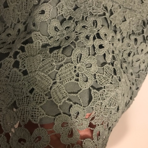 Top - Picture 4 of 5